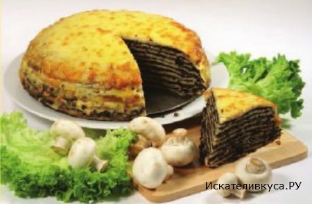 Блинный торт со сметанным кремом и грибами